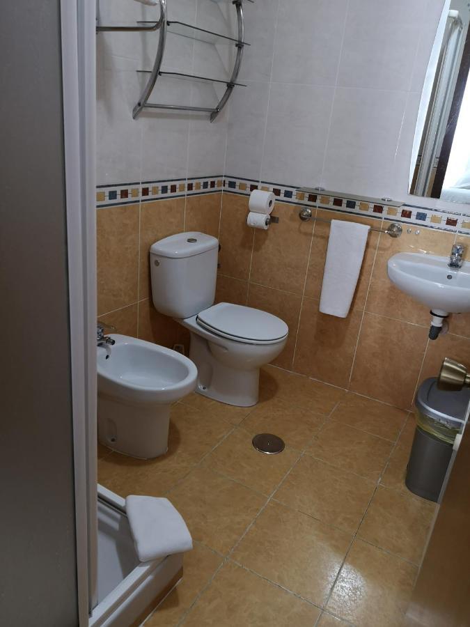 Hostal Carbonara A Coruna Bagian luar foto