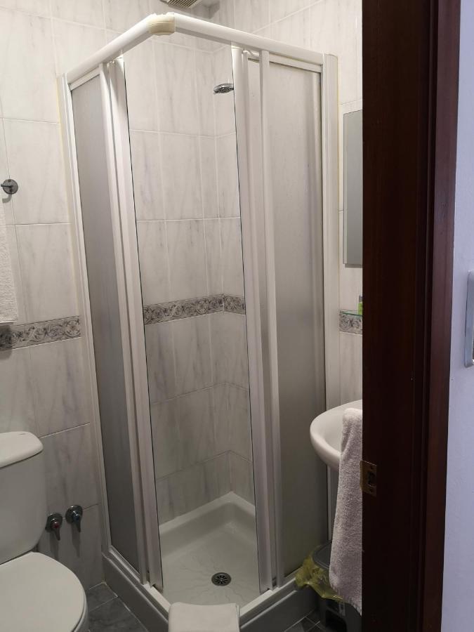 Hostal Carbonara A Coruna Bagian luar foto