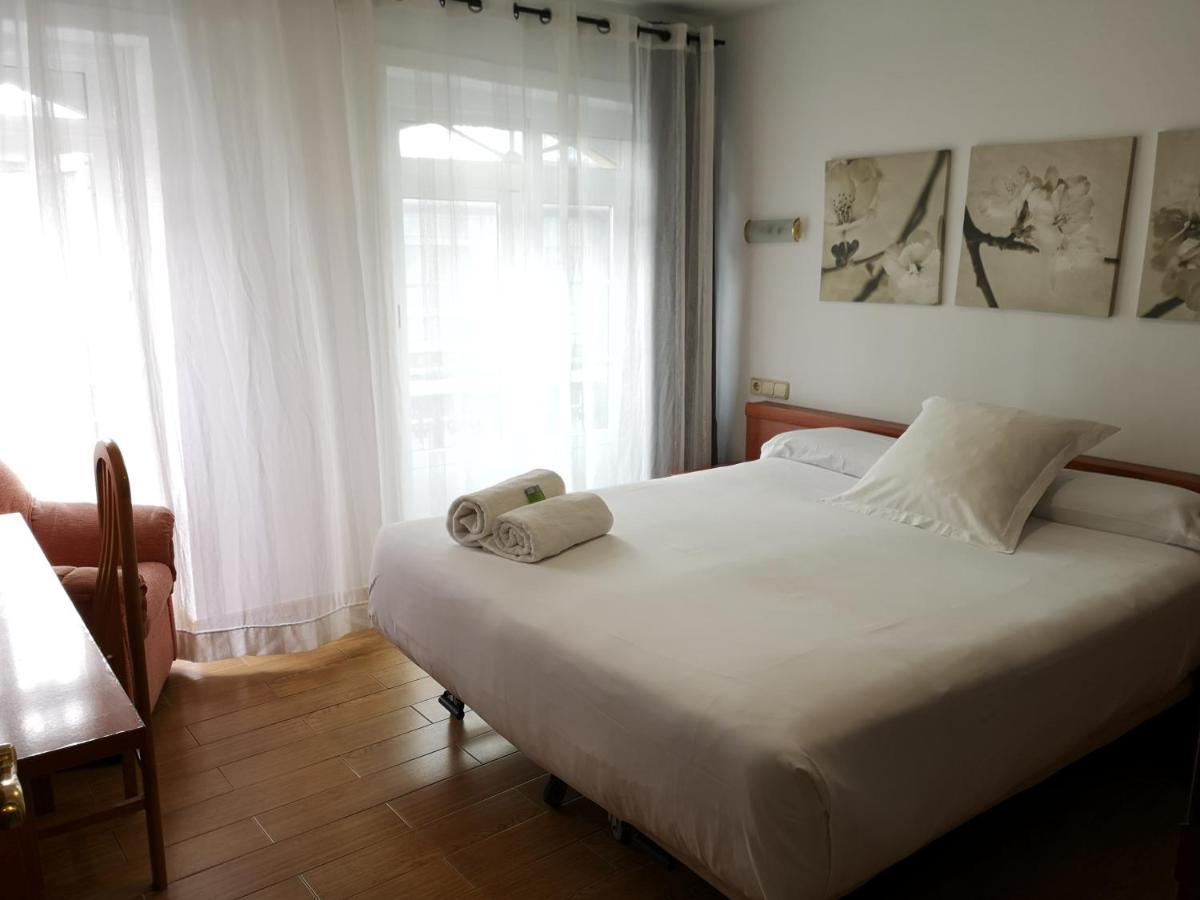 Hostal Carbonara A Coruna Bagian luar foto