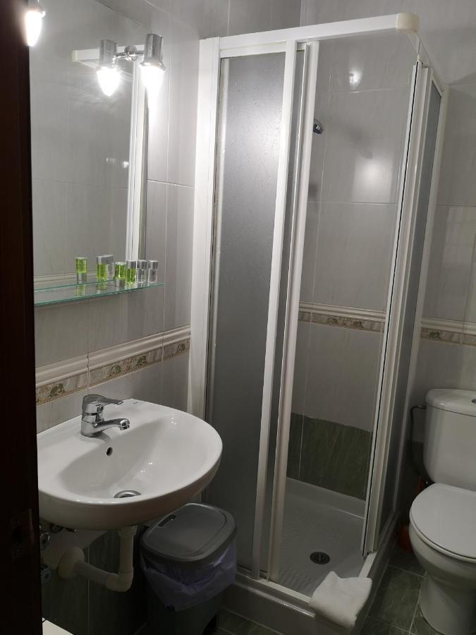 Hostal Carbonara A Coruna Bagian luar foto