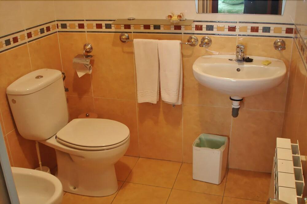 Hostal Carbonara A Coruna Bagian luar foto