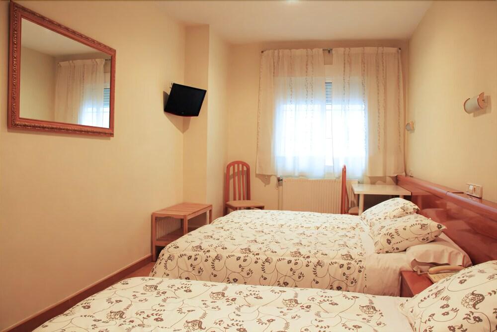 Hostal Carbonara A Coruna Bagian luar foto